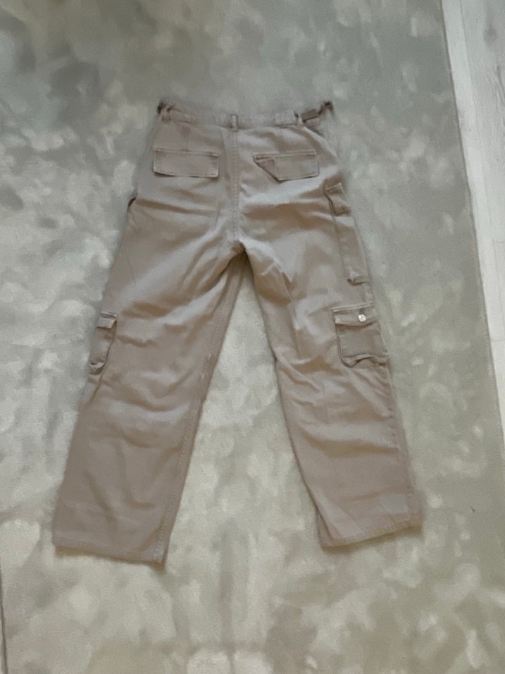 Bershka Bej Multikargo Pantolon — görsel 3/7