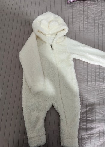 Kapüşonlu Beyaz Bebek Tulumu - Görsel 3