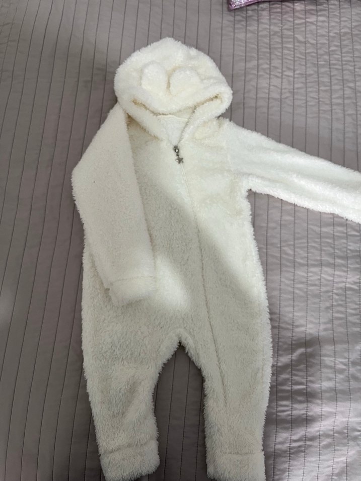 Kapüşonlu Beyaz Bebek Tulumu - Görsel 3