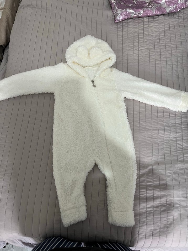 Kapüşonlu Beyaz Bebek Tulumu - Görsel 2