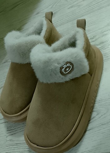 UGG kadın bot 38 numara 