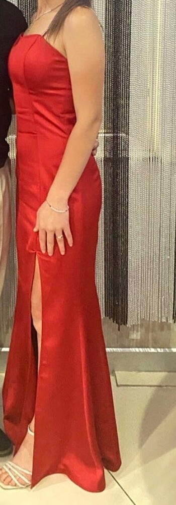 s Beden kırmızı Renk Kırmızı Yırtmaçlı Abiye Elbise
