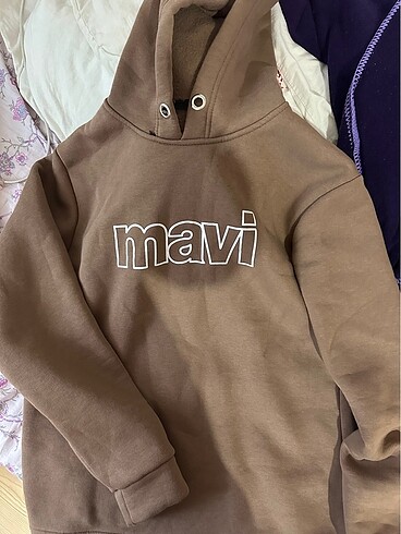 Mavi sweatshirt