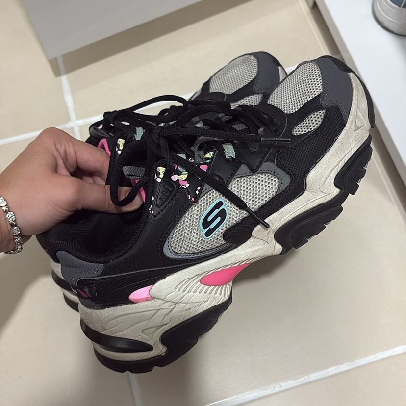 Skechers Çok Renkli Desenli Spor Ayakkabı — görsel 2/8