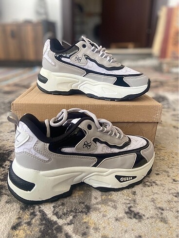 Guess Spor ayakkabı