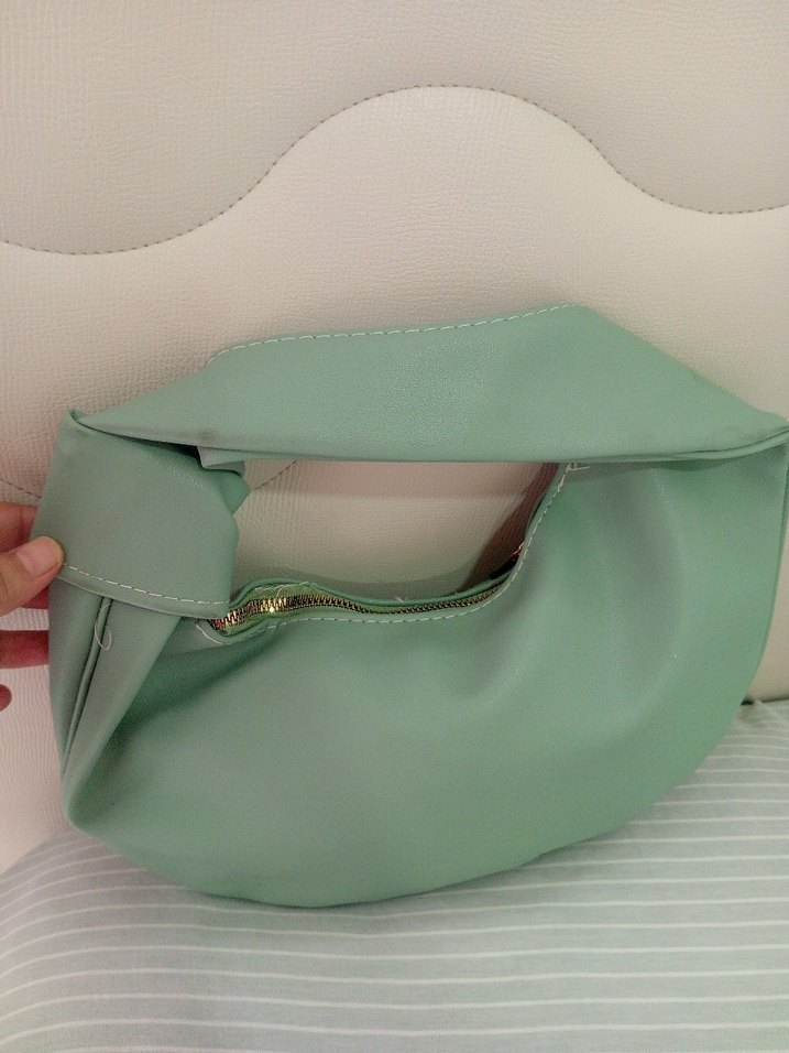 Kahverengi Deri Tokalı Kadın Çanta - Görsel 3