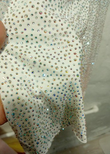 Beyaz Payetli İnce Askılı Kız Tişörtü - Görsel 2