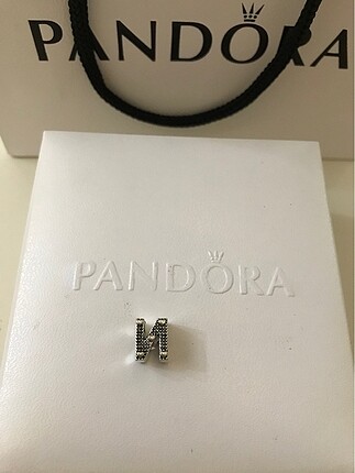 Pandora Pandora charm harf