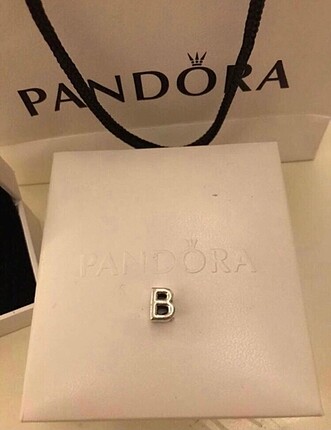 Pandora charm harf