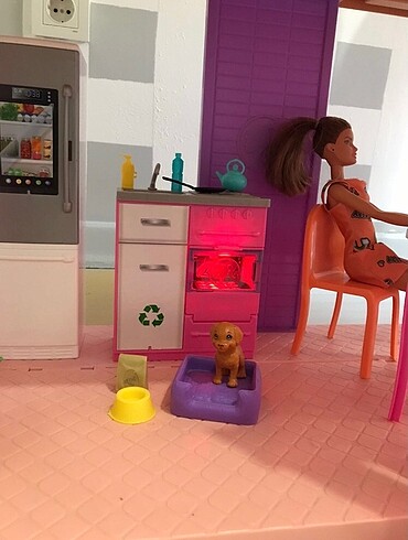  Beden Renk Barbie Rüya Evi