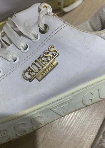 Guess Beyaz Dusuk Bilekli Sneaker