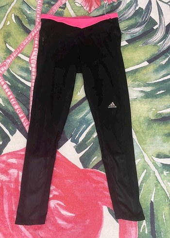 Pembe Detaylı Siyah Adidas Spor Tayt