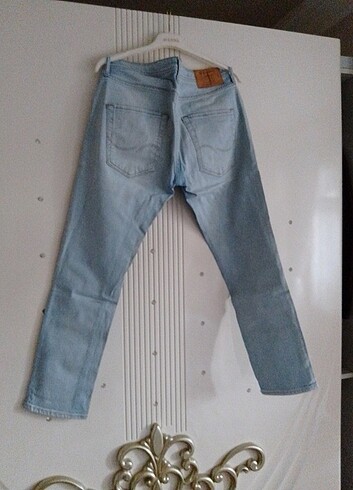 32 Beden Jack & Jones erkek Jean 