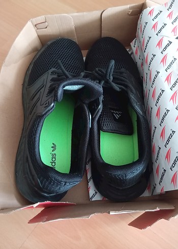 Siyah Adidas Erkek Spor Ayakkabı Detaylı - Görsel 2