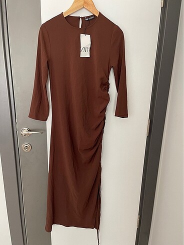 Zara midi elbise