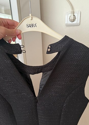 Siyah Mini V Yakalı Elbise