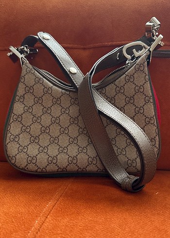 Diğer Gucci Gg Monogramli Sik Omuz Cantasi