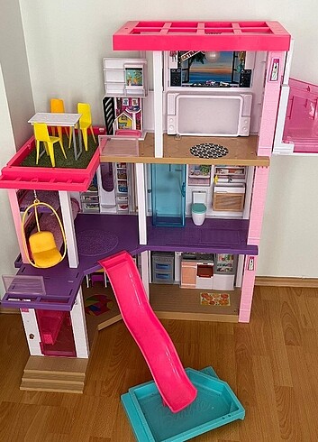  Beden Renk Barbie evi