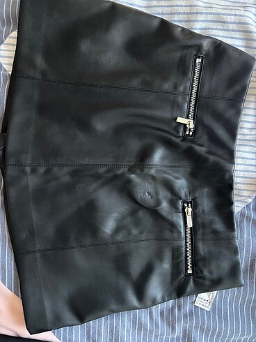 Stradivarius Suni deri şort etek