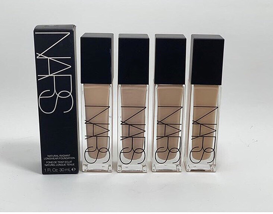 Nars fondöten 4 farklı ton seçeneği ile