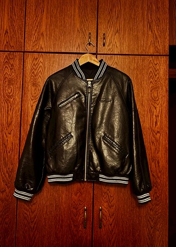 Urban Outfitters ürünü
