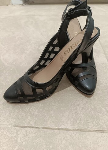 Stiletto ayakkabı 