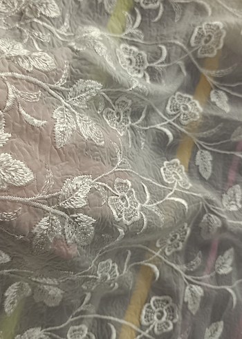 Beyaz Nakışlı Perde - Görsel 2