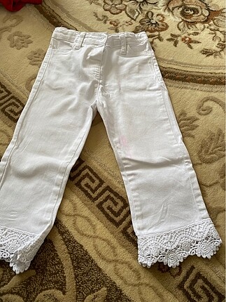Beyaz pantolon