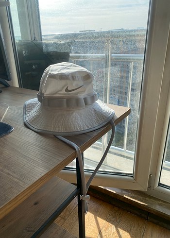 Nike Beyaz Sapka