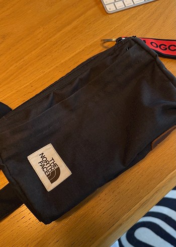 North Face The North Face Siyah Kompakt Canta
