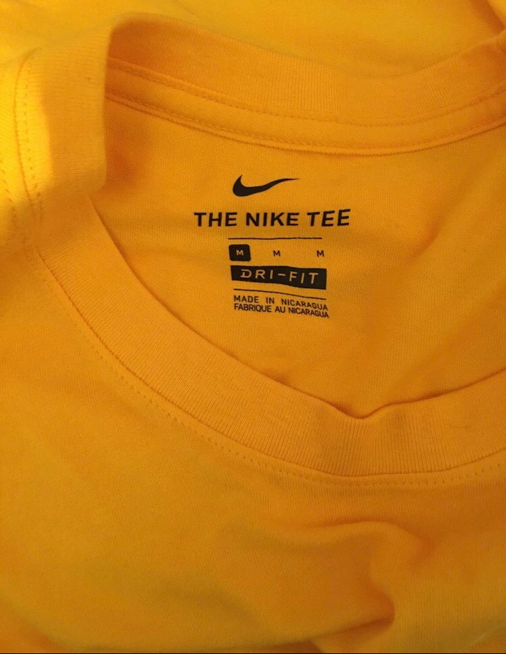 Nike Sarı Uzun Kollu Tişört — görsel 2/4