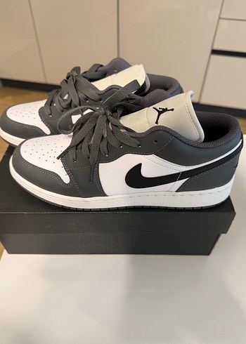 Nike Air Jordan 1 Low Gri Beyaz Sneaker