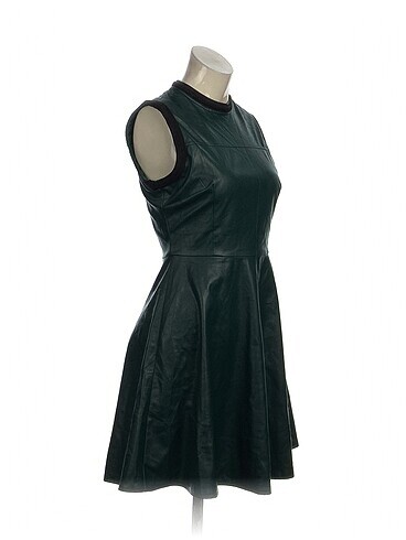Vintage Love PreLoved Kısa Elbise %70 İndirimli.