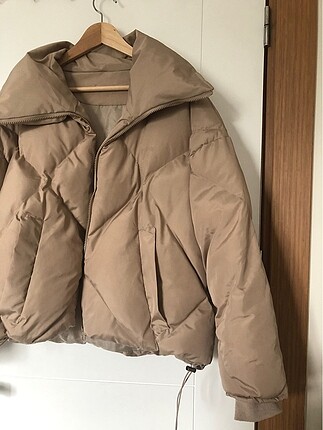 Bershka mont camel krem rengi