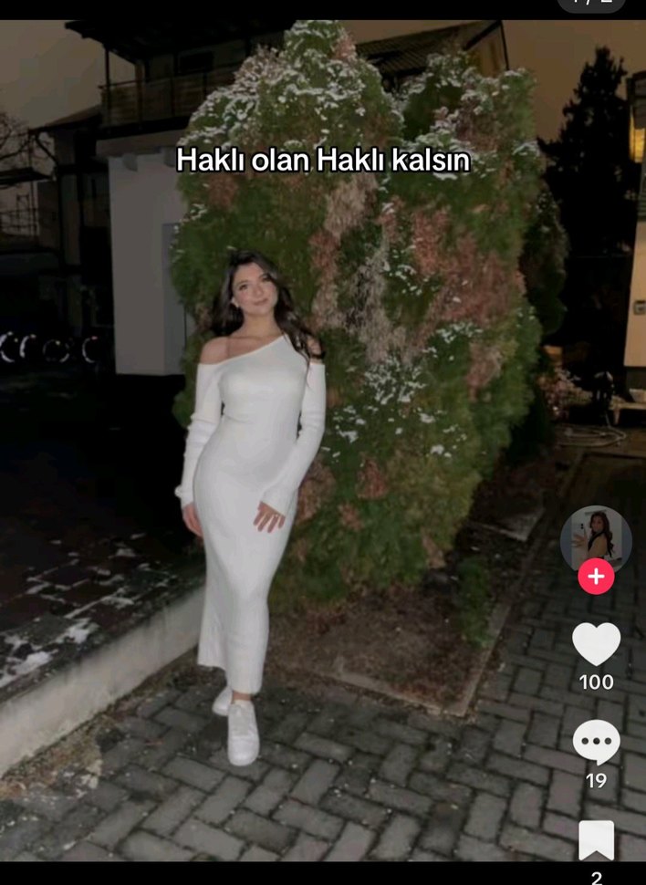 Beyaz Straplez Uzun Kollu Midi Elbise - Görsel 4