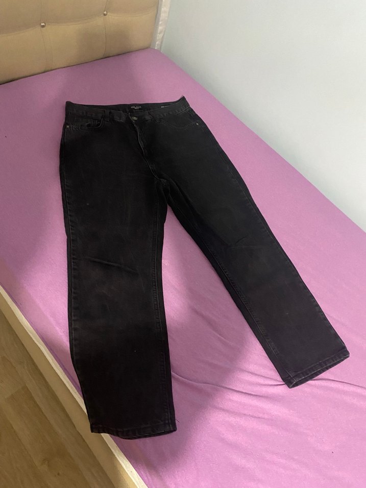 LCW Siyah Denim Jean — görsel 2/4
