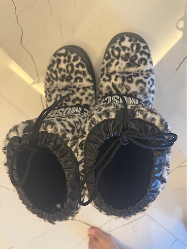 Love Moschino Love moschino