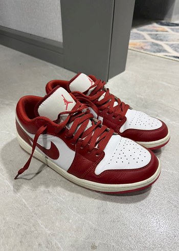 Nike Jordan Kirmizi Beyaz Sneaker