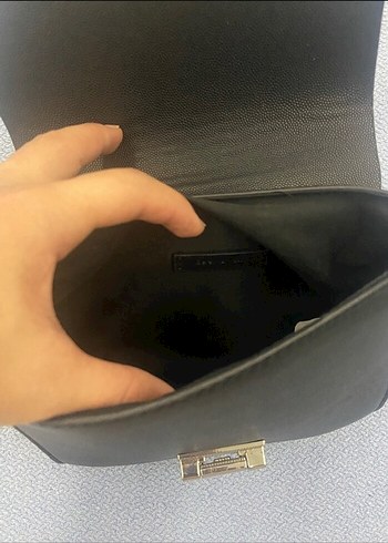 Bershka Zincir Detaylı Siyah Deri Kadın Çanta