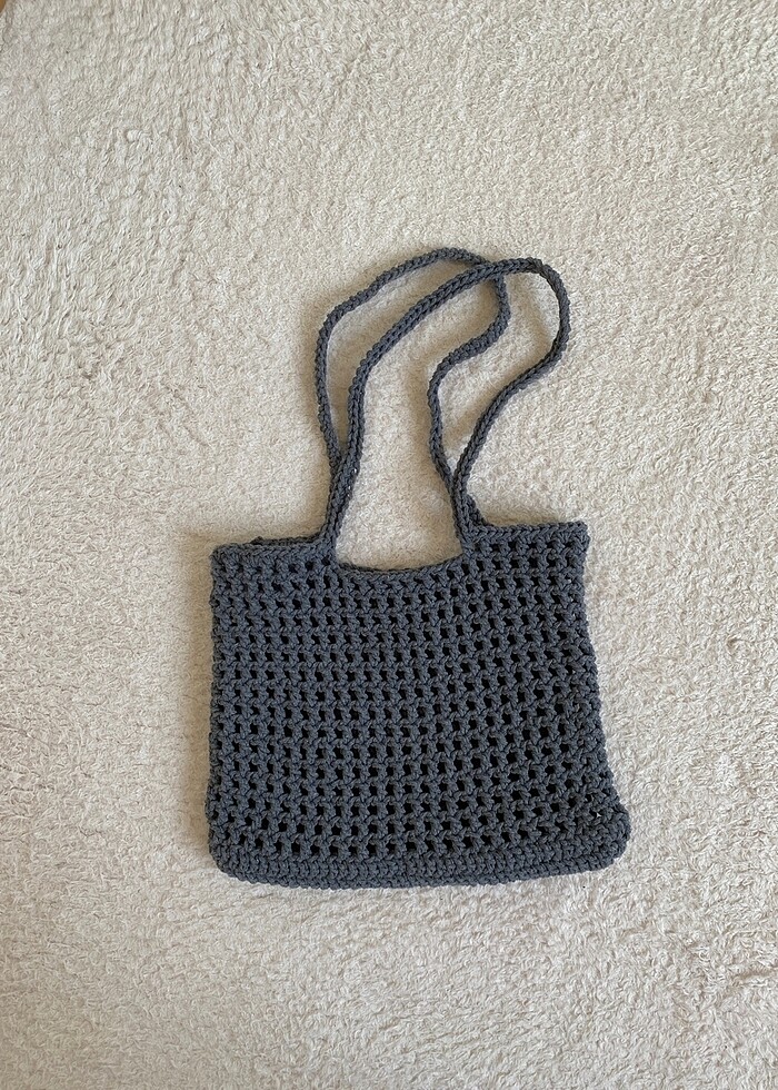 Delikli örgü çanta - Görsel 4