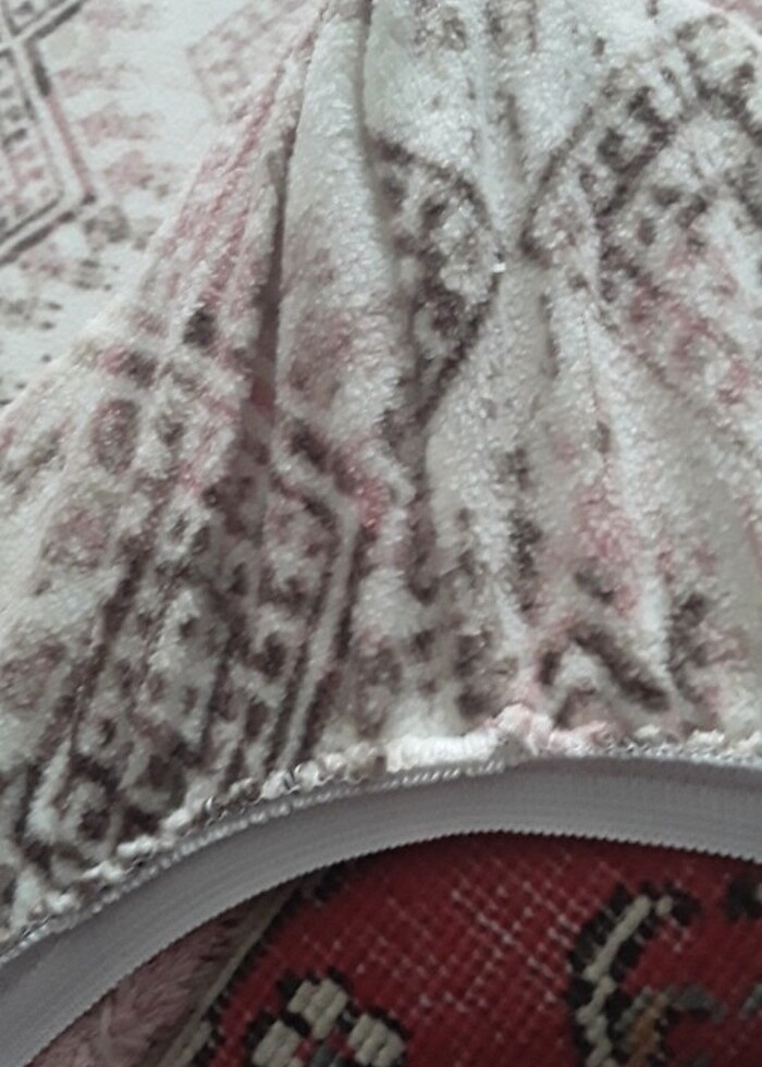 6 mt2 polar  pastel  LASTİKLİ  HALI ÖRTÜSÜ   KUSURSUZDUR - Görsel 5