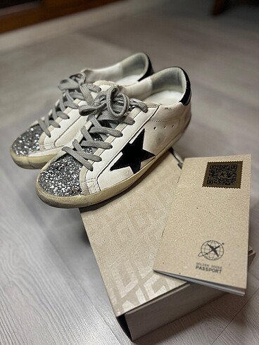 Golden Goose super star simli