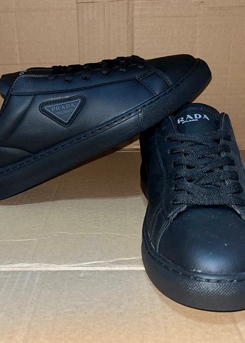Prada Siyah Sneaker Her Numara Mevcut