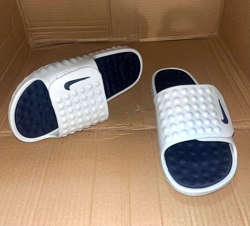 SEZONUN EN ÇOK SATILAN MODELİMİZ Nike Lacivert Dokulu Terlik — görsel 2/3