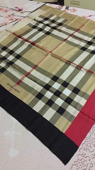 burberry eşarp