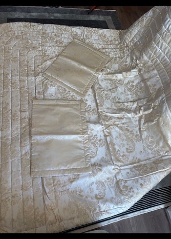 Nakışlı  Yatak Örtüsü - Görsel 5