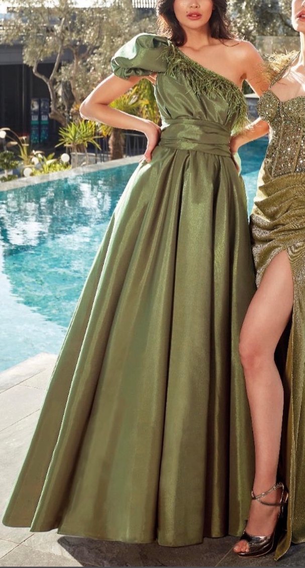 Nişanlık abiye elbise - Görsel 2