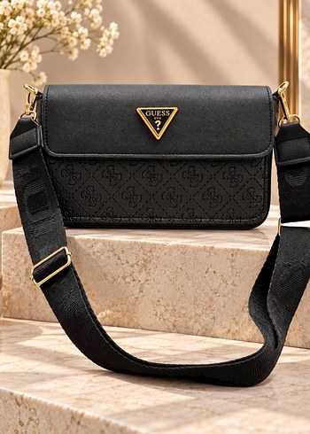 Guess Siyah Monogramli Capraz Canta
