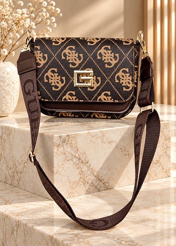 Guess Sik Monogramli Kahverengi Capraz Canta