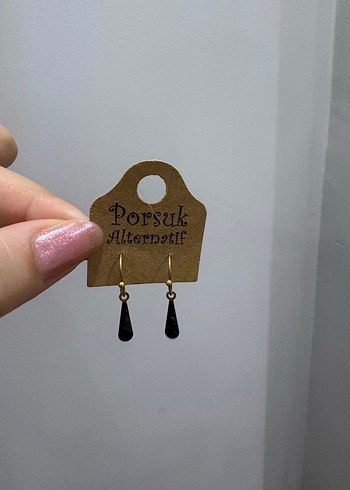 Diğer Minimal Siyah Damla Sallantili Kupe